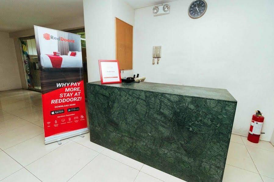 Reddoorz Plus Near Osmena Highway 2 Otel Manila Dış mekan fotoğraf